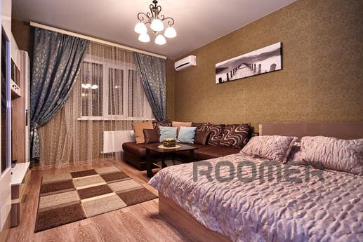 Однокомнатная квартира посуточно , по адресу: ул. Кореновска