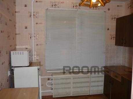 2-х комнатная квартира с хорошим ремонто, Смоленск - квартира посуточно