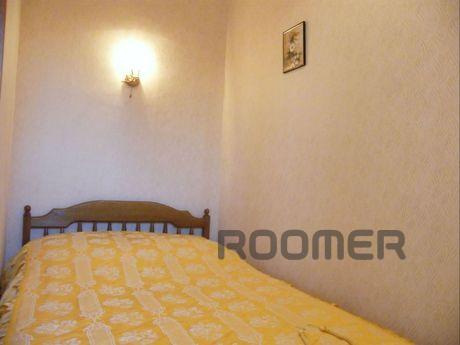 Interesting 2 bedroom apartment in a private house. Everythi