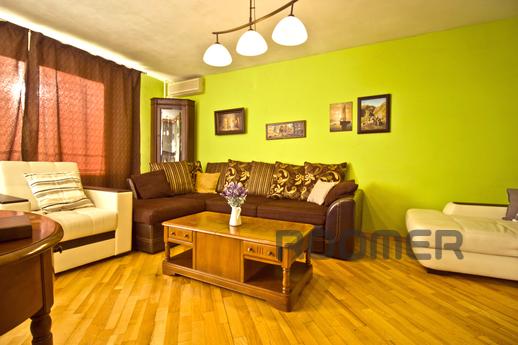 3-room apartment near Belorusskaya metro station, 9 minutes 