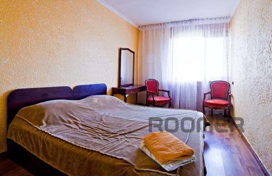 Large apartment in the city center, Almaty - apartment by the day