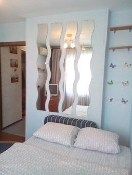 2 bedroom apartment for rent, Yekaterinburg - apartment by the day