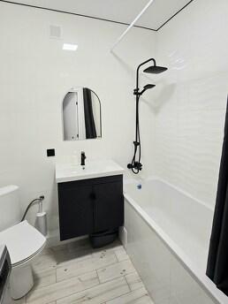 Затишна однокімнатна квартира-студія, в тихому мікрорайоні А