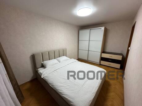 Світло 24/7 без відключень!!!
Здам  2 кімнатну квартиру подо