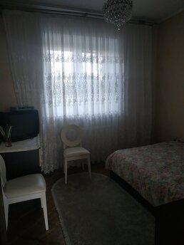 Budynochok, in a private sector between the city, Dacha Kova