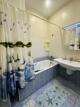 THERE IS A QUIET WOODIN SO MUCH, Chernomorsk (Illichivsk) - apartment by the day