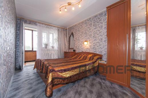 Comfortable apartment in a contemporary style near the Metro