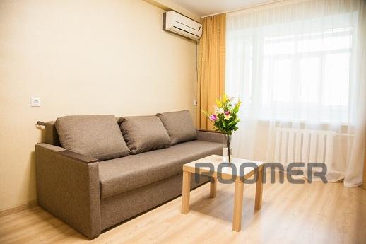 1-room junior suite on Tsentralny Blvd., Zaporizhzhia - apartment by the day