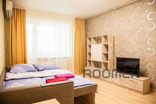 1-room junior suite on Tsentralny Blvd., Zaporizhzhia - apartment by the day