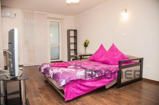 Daily rent 1-room semi-suite Ukrainskaya st., Zaporizhzhia - apartment by the day