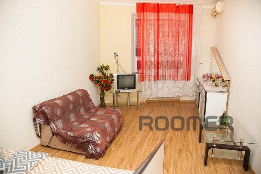 Apartment for daily rent on Zhukovsky street, Zaporizhzhia - apartment by the day