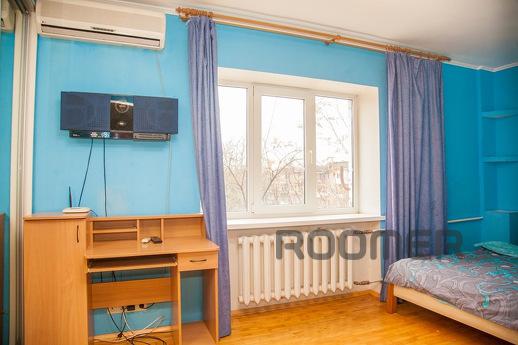 2-room semi-suite on Stalevarov St. 21, Zaporizhzhia - apartment by the day