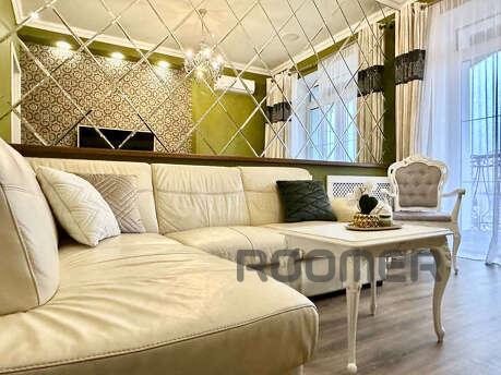 VIP 2-room apartments near McDonald's, Zaporizhzhia - apartment by the day