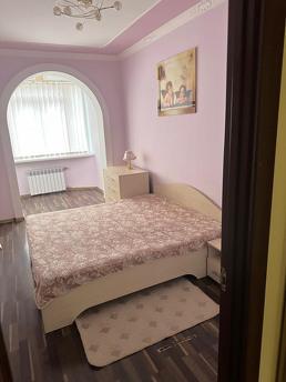 Rent daily hourly in the city center 2-room cozy junior suit