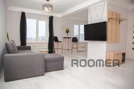 2ком Люкс на улице Школьная 34, Запорожье - квартира посуточно