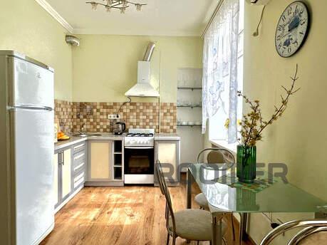 2-room Junior Suite, near Shevchenko Blvd., Zaporizhzhia - apartment by the day