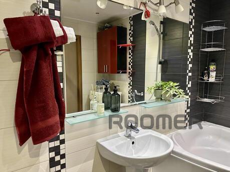 2к ЛЮКС рядом с пл. Университетской, Запорожье - квартира посуточно