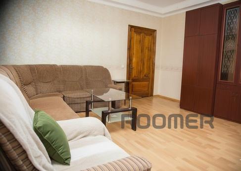 2х комнатный стандарт возле ТРЦ Аврора, Запоріжжя - квартира подобово