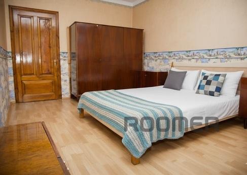 2х комнатный стандарт возле ТРЦ Аврора, Запоріжжя - квартира подобово