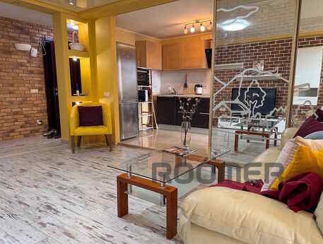 Two-room apartment with a view in the center of Dnipro, Dnipro (Dnipropetrovsk) - apartment by the day