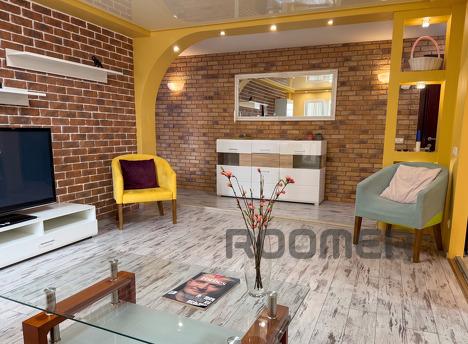 Two-room apartment with a view in the center of Dnipro, Dnipro (Dnipropetrovsk) - apartment by the day