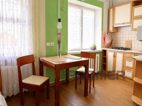1 room Junior Suite on iny st. 65b, Zaporizhzhia - apartment by the day