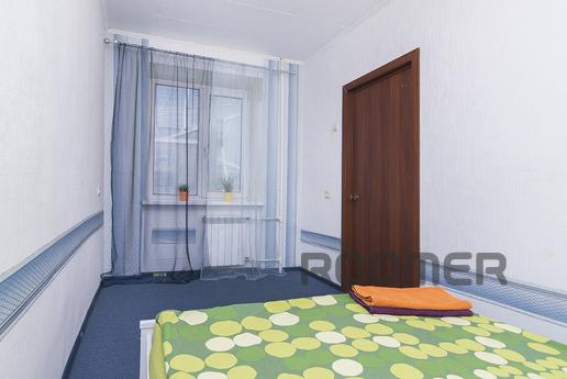 8 березня, Єкатеринбург - квартира подобово