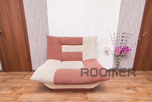 8 березня, Єкатеринбург - квартира подобово