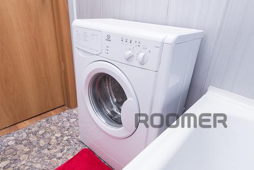 8 березня, Єкатеринбург - квартира подобово