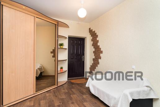 Юмашева 18, Єкатеринбург - квартира подобово