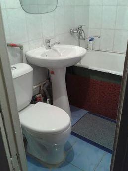 1-room apartment in the center, Karaganda - apartment by the day
