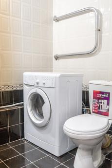 подобово 3 кімн бульва лесі украікі 10, Київ - квартира подобово