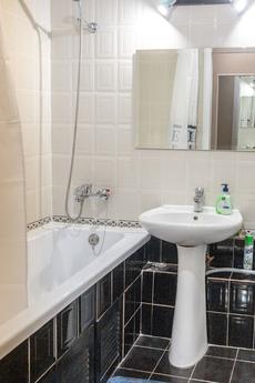 подобово 3 кімн бульва лесі украікі 10, Київ - квартира подобово