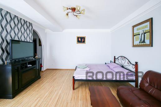 Комфортні апартаменти розташовані в центрі Києва, за адресою