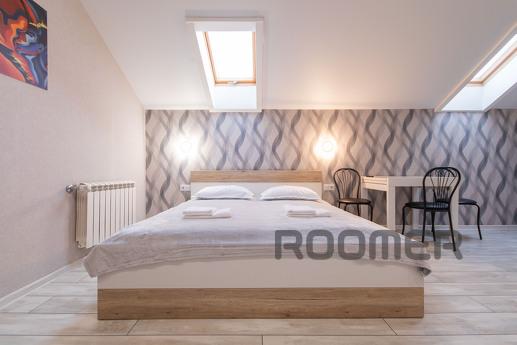 The apartment is known at the address: st. Petlyuri, 5, Univ