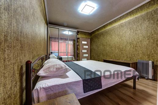 Podobova rent 2k apartment, Kyiv - apartment by the day