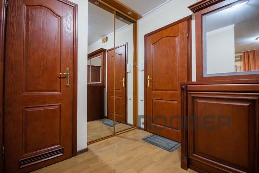 Rent 2k apartment near Kiev, Kyiv - apartment by the day