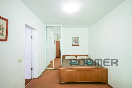 Двокімнатна квартира розташована за адресою: бульвар Лесі Ук