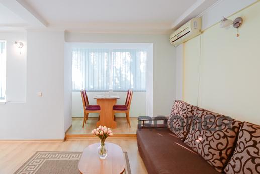 Оренда 2к квартири на Печерьску, Киев - квартира посуточно