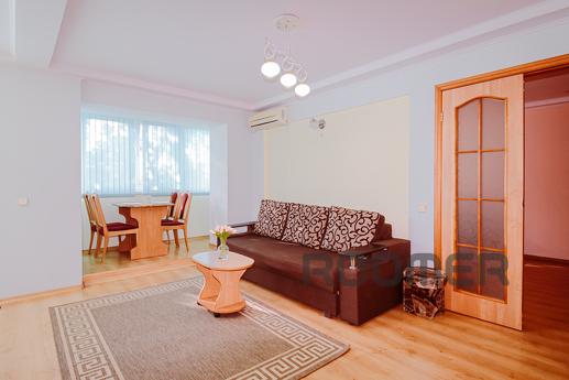 Оренда 2к квартири на Печерьску, Киев - квартира посуточно