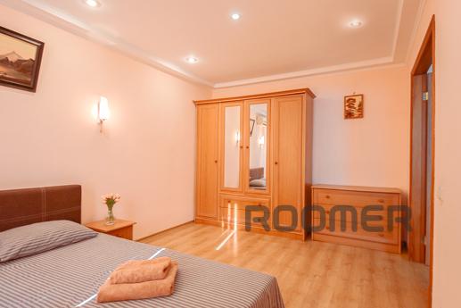 Оренда 2к квартири на Печерьску, Киев - квартира посуточно