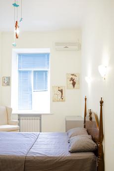 Pobodova rent 3k apartment, Kyiv - apartment by the day