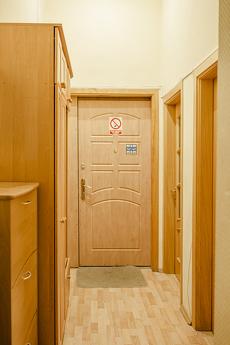 Pobodova rent 3k apartment, Kyiv - apartment by the day