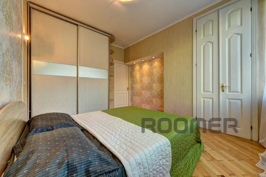 Podobova rent 3k apartment, Kyiv - apartment by the day