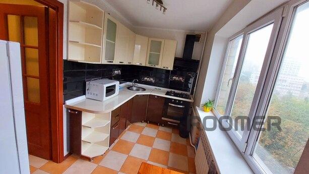 Оренда 3к квартири, метро Печерська, Киев - квартира посуточно