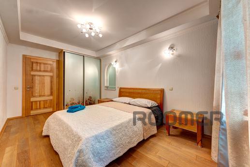 Rent a prestigious 3k apartment, Kyiv - apartment by the day