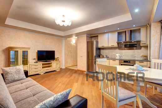 Rent a prestigious 3k apartment, Kyiv - apartment by the day