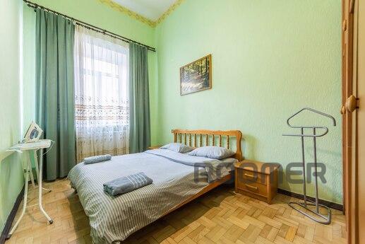 Podobova rent 4k apartment, Kyiv - apartment by the day