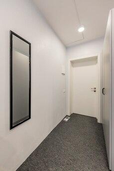 1k apartment, similar rental, Kyiv - apartment by the day