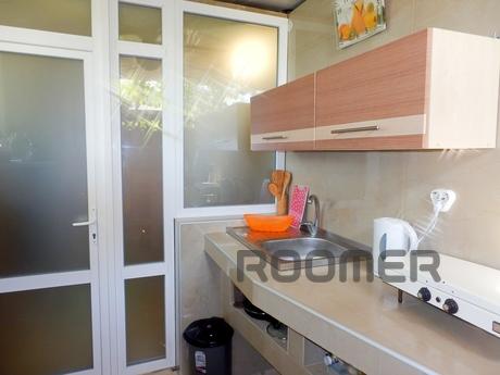 Rent 1st floor in the cottage for two pe, Koreiz - apartment by the day